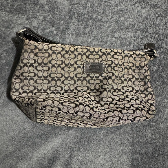 Coach Black and Gray Signature Shoulder Bag - Picture 13 of 14